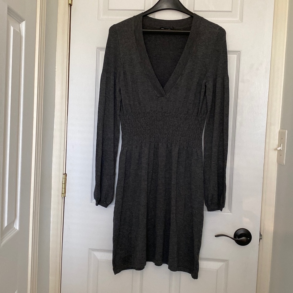 The Limited NWOT Women’s Sweater Dress. Charcoal Gray. Size M.